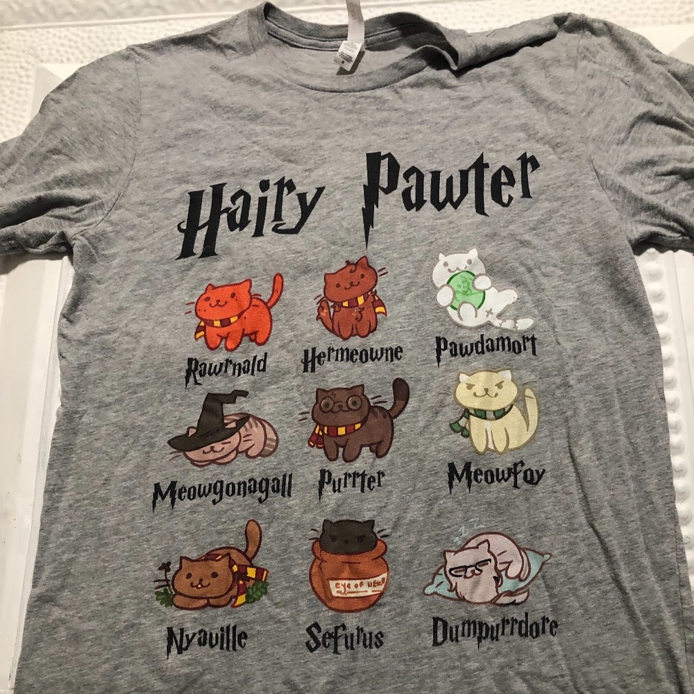 Hairy Potter ( cats) Gray T-shirt size M